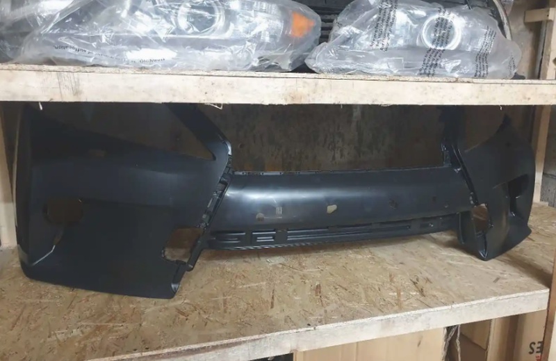 Передний бампер от Lexus RX2014-2015